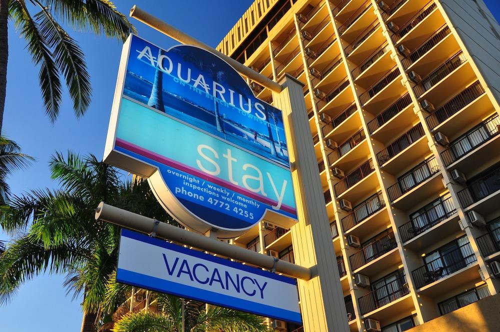 Aquarius On The Beach Aparthotel Townsville Exterior photo