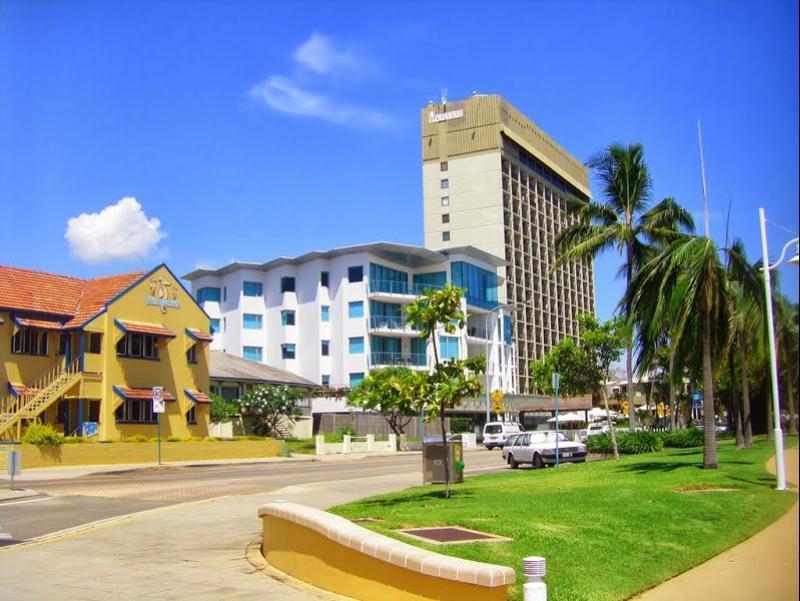 Aquarius On The Beach Townsville Exterior photo